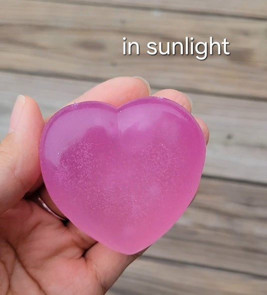 COLOR CHANGING HEART SQUISHIE - SLIME HAUS